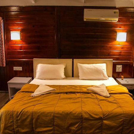 Cuba Patnem Hotell Patnem Beach Eksteriør bilde